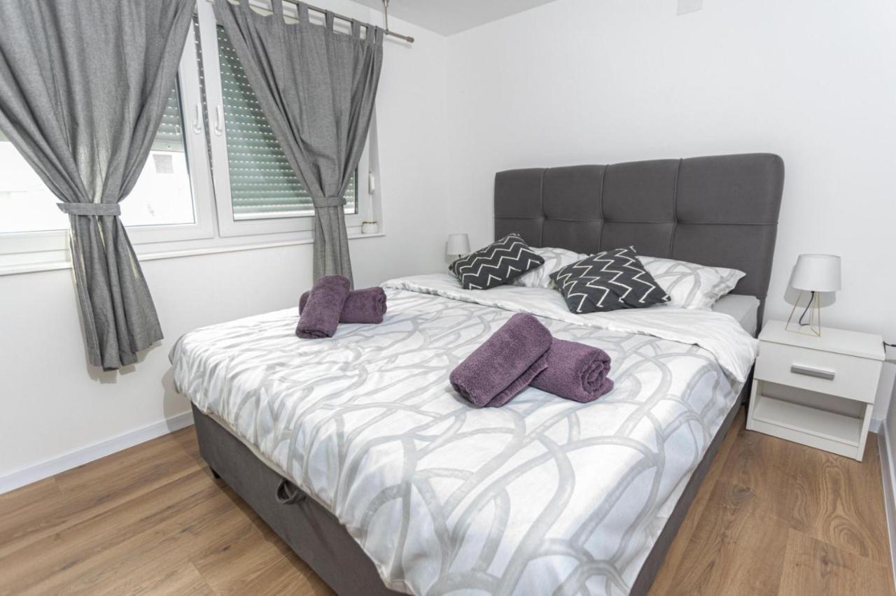 Apartman Luka Vinkovci Exterior foto